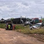 Batida entre três veículos deixa dois mortos em rodovia de Várzea Grande