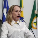 Vereadora de Cuiabá propõe autorizar porte de spray de pimenta para mulheres