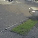 Adolescente de 14 anos bate caminhonete desgovernada em casa de vizinhos em MT