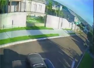 Câmera registra momento em que maníaco joga caminhonete contra adolescente