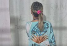 Estudante é presa por liderar esquema de extorquir vítimas com fotos íntimas