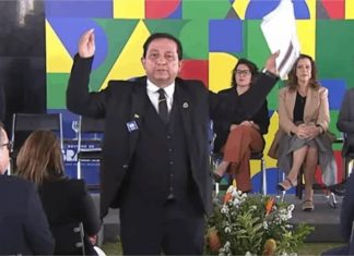 ‘Não é política, é violência’, diz Gisela ao cobrar que pedido de cassação de vereador entre em pauta