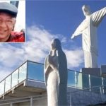 Músico passa mal durante subida religiosa em escadaria e morre