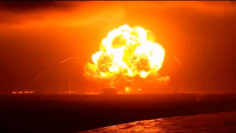 Astrônomo brasileiro testemunha explosão de foguete no Cabo Canaveral; veja vídeo