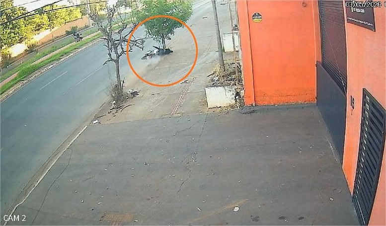 Vídeo mostra acidente em que motociclista morre na MT-251 em Cuiabá (imagens fortes)