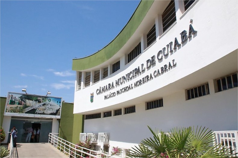 Câmara aprova ‘bolsa aluguel’ de R$ 700 por mês para famílias carentes em Cuiabá
