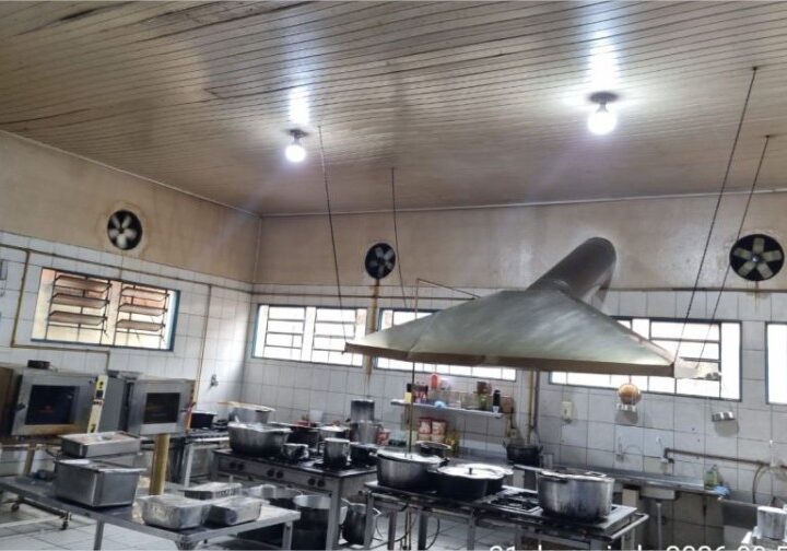 Vigilância interdita fornecedora de alimentos para hospitais da Capital por falta de higiene