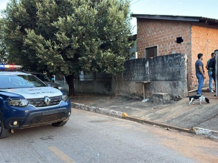 Mulher é morta a tiros em casa durante ‘tribunal do crime’