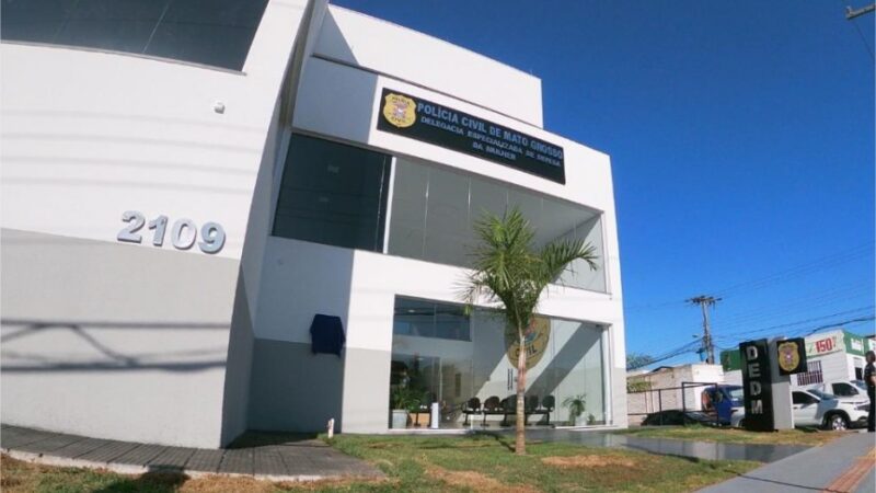 Polícia Civil cumpre mandados contra investigados por crimes contra mulheres em Cuiabá e Várzea Grande