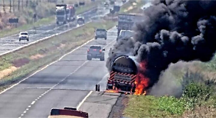 Incêndio atinge carreta-tanque na BR-163 e assusta motoristas