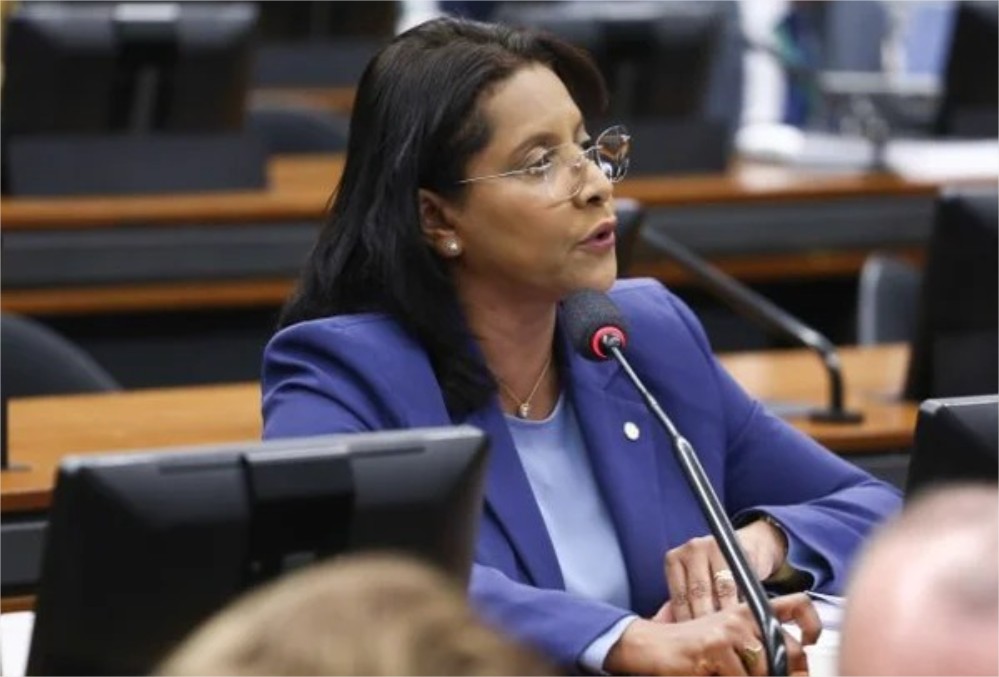 Deputada federal de MT critica PL que abranda punições à empresas e diz que consumidor pode pagar a conta