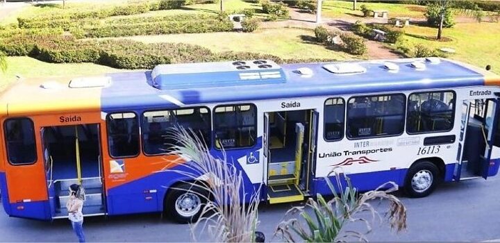 Homem sequestra e ameaça explodir ônibus em MT dizendo que agora é um terrorista