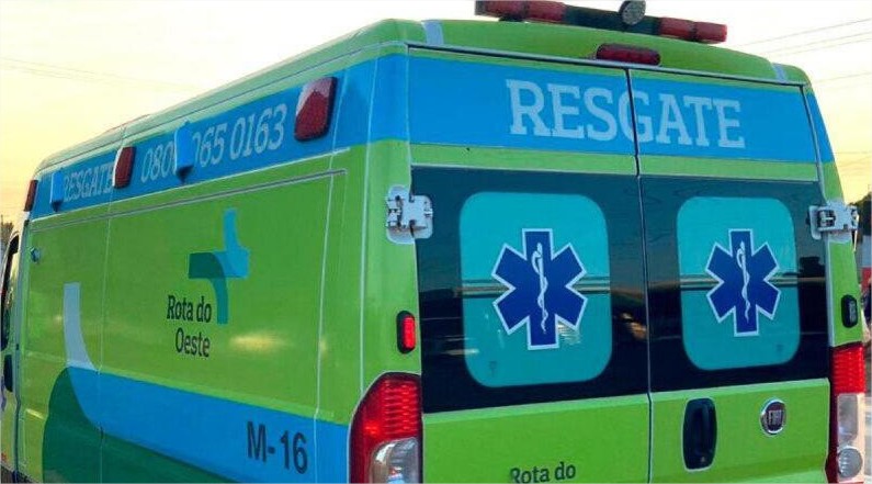 Carreta tomba em rodovia federal e interrompe fluxo de veículos em VG