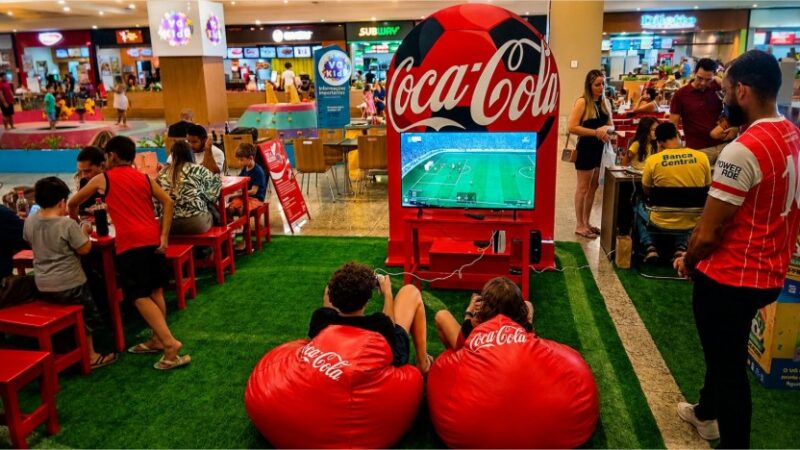 Mato Grosso tem ponto oficial de troca de figurinhas da Copa; veja onde