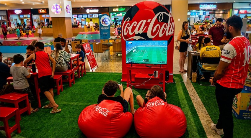 Mato Grosso tem ponto oficial de troca de figurinhas da Copa; veja onde