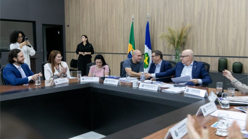 Prefeito e governador discutem obras, saúde e ampliação de vagas na educação infantil