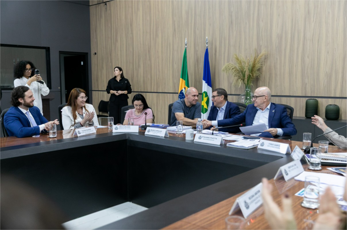 Prefeito e governador discutem obras, saúde e ampliação de vagas na educação infantil