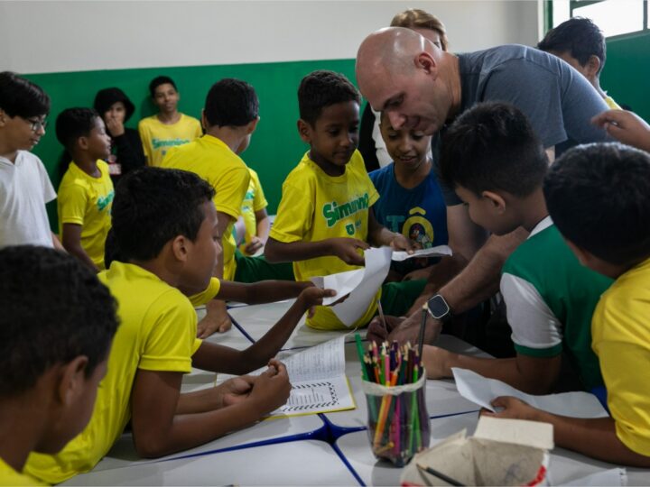 Prefeito visita projeto Siminino e anuncia melhorias para unidade do Pedra 90