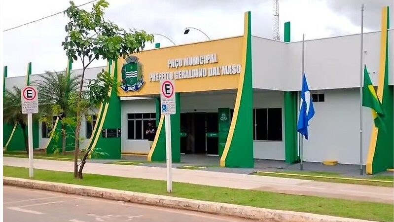 Vereador denuncia servidor por suposta divulgação de “nudes” de adolescente