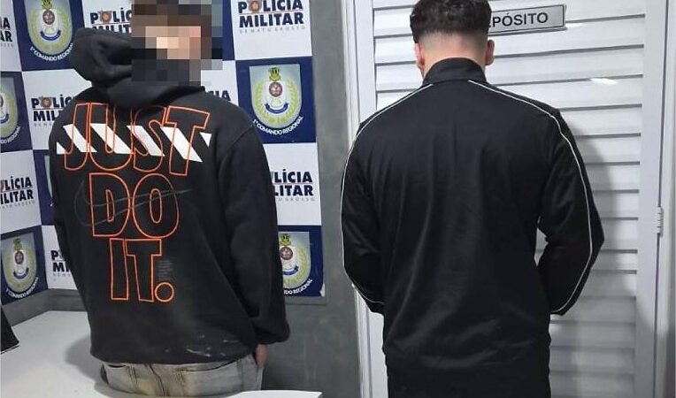 Dupla picha shopping, provoca princípio de incêndio e acaba detida