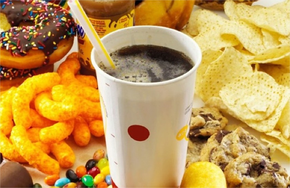 Refrigerante, doce e ultraprocessados serão banidos das cantinas de escolas estaduais em MT