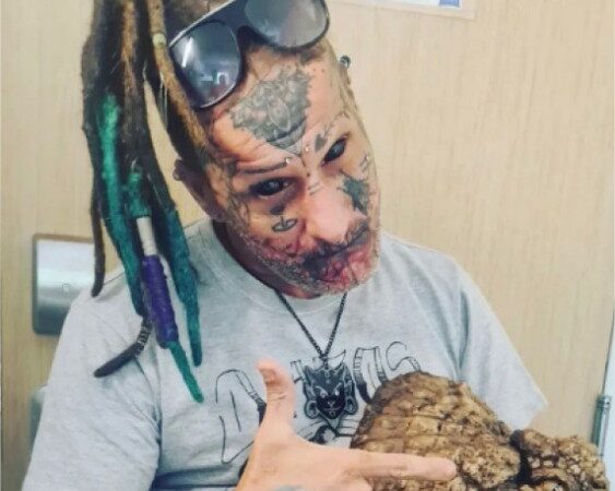 Faccionados matam tatuador após chamada de vídeo ao ‘tribunal do crime’
