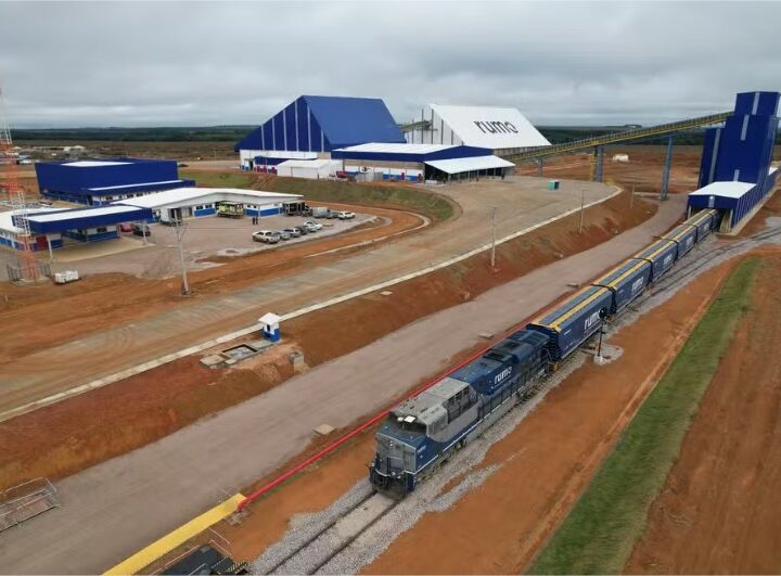MT inaugura terminal e 1º trecho de ferrovia inédita que vai ligar 16 municípios