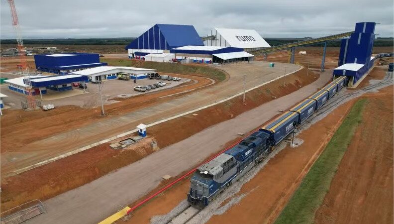 MT inaugura terminal e 1º trecho de ferrovia inédita que vai ligar 16 municípios