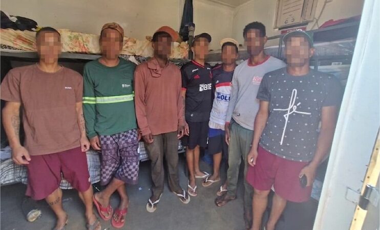 Trabalhadores são resgatados em condições análogas à escravidão em fazenda de algodão
