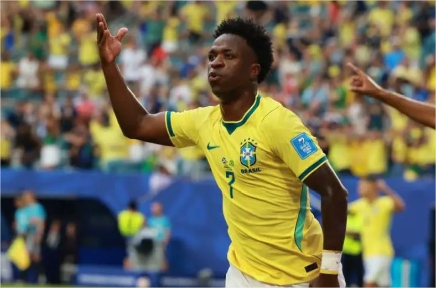 Brasil castiga Escócia e vai ao mata-mata com o primeiro lugar de sua chave
