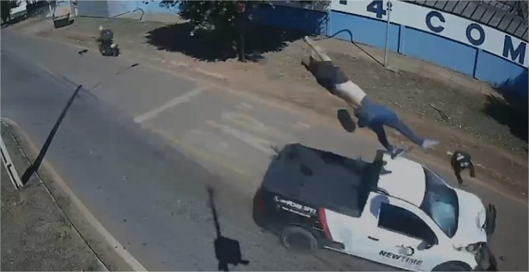 Vídeo mostra acidente que matou entregadora em cidade de MT; imagens fortes