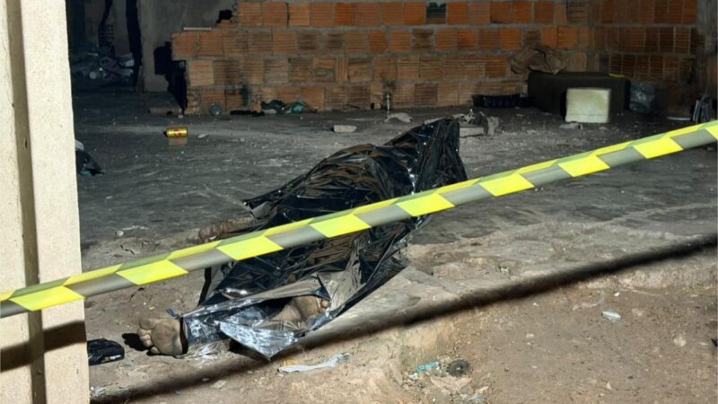Homem em situação de rua morre após cair de prédio abandonado em Cuiabá