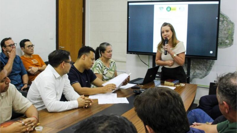 Flávia decreta estado de calamidade financeira no DAE e na gestão de VG