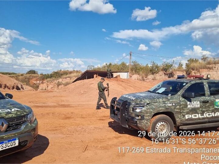 Polícia Militar fecha garimpo ilegal no Pantanal e apreende máquinas em Poconé