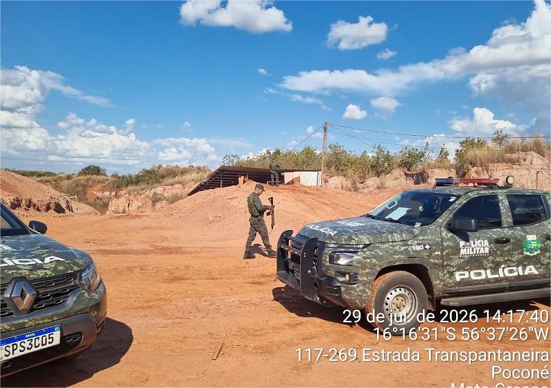 Polícia Militar fecha garimpo ilegal no Pantanal e apreende máquinas em Poconé