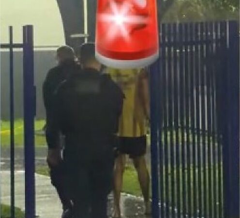 Servidor é filmado exibindo órgão genital para jovem e vai parar na delegacia