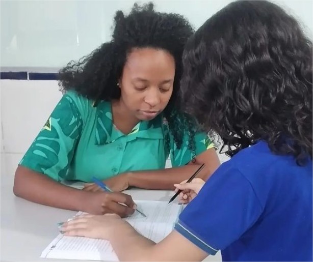 Projeto desenvolvido por professora de Cuiabá é selecionado em evento internacional; vídeo