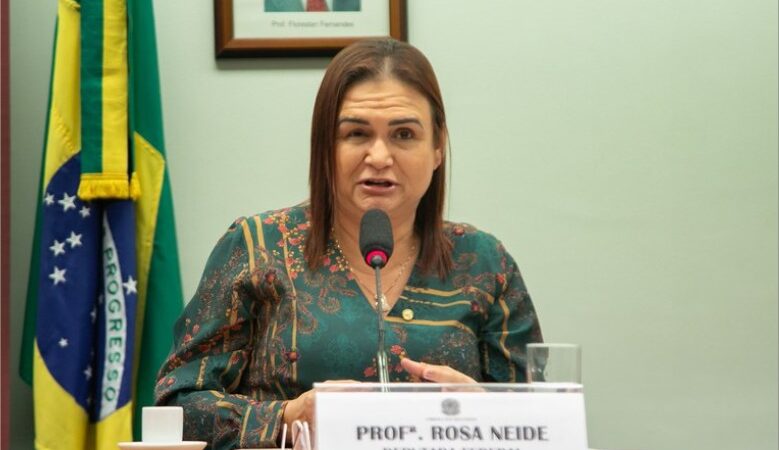Rosa Neide, Fabio e Juarez lideram para federal, revela pesquisa