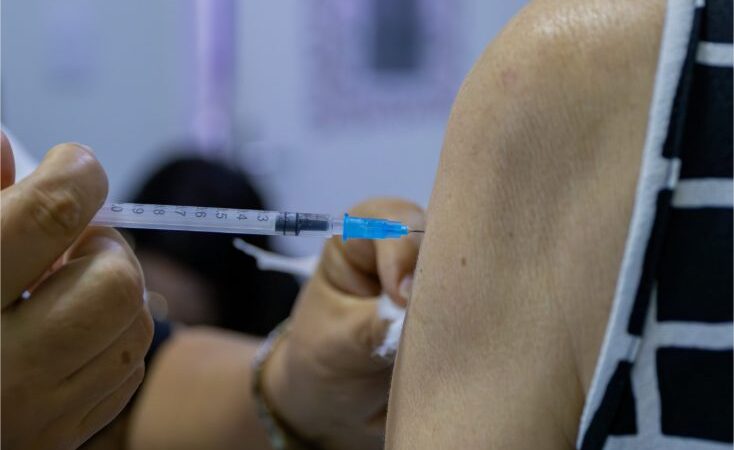 Casos de influenza aumentam 74% em Cuiabá; vacinação segue disponível em 72 USFs