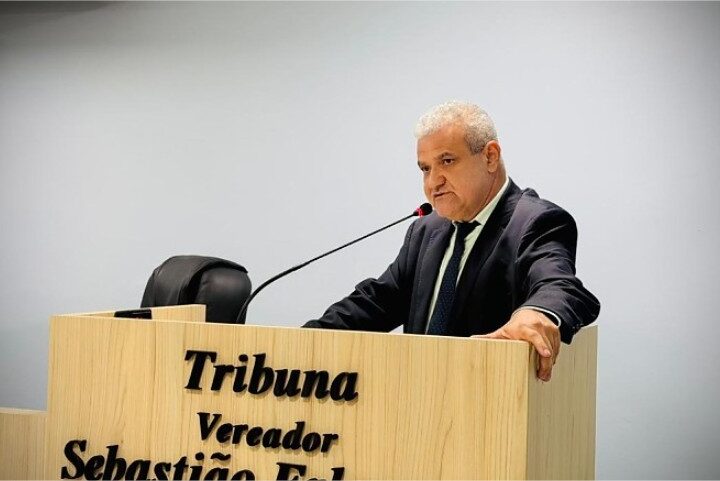 Justiça absolve e manda soltar vereador acusado de espancar namorada com chave de roda